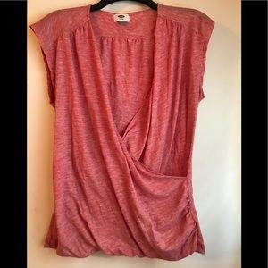 Old Navy long V neck T-Shirt Med